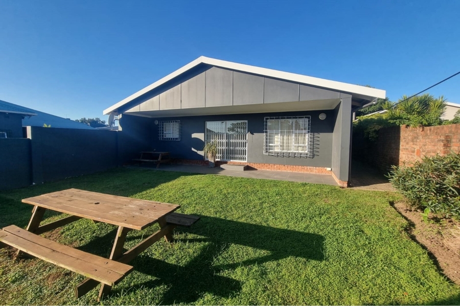 To Let 2 Bedroom Property for Rent in Berea Eastern Cape